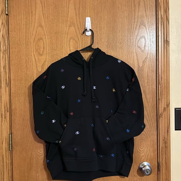 Women’s Champion Sweatshirt - Picture 5 of 5